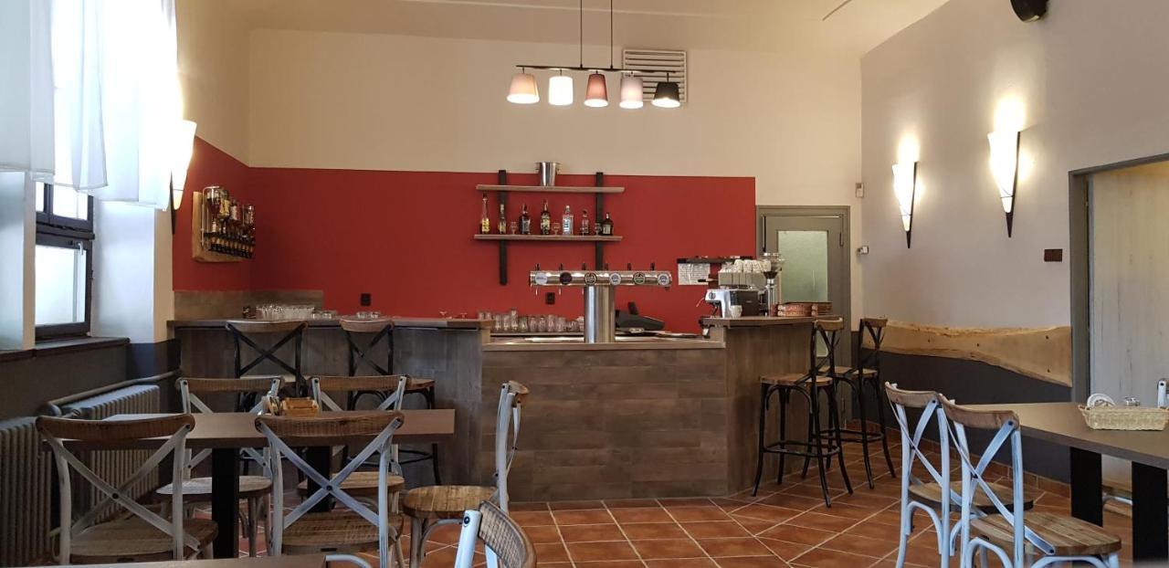 Pension & Restaurace Na Rychte Praga Zewnętrze zdjęcie